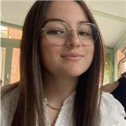 Estudiante apta para dar clases de diversas asignaturas